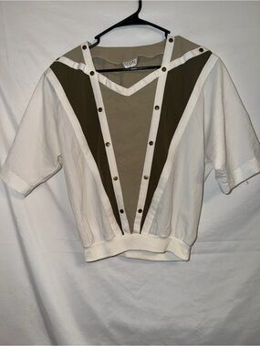 Vintage Regal Two-Tone Cropped Top in White and Olive